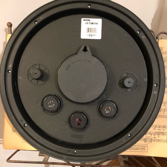 Farmhouse Clock - Picture 5 of 7